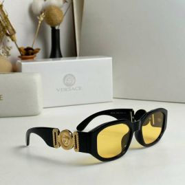 Picture of Versace Sunglasses _SKUfw52452353fw